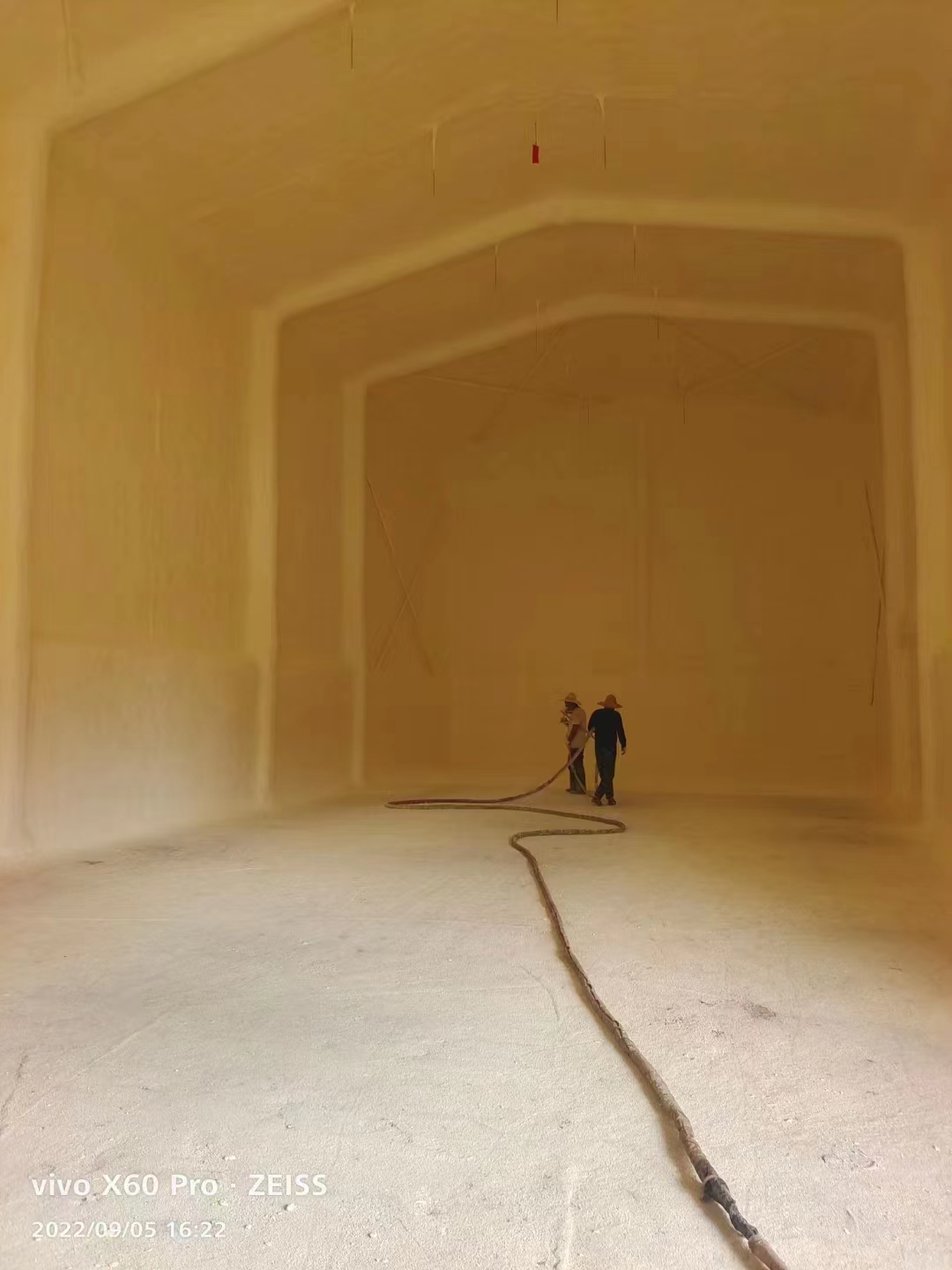 冷庫聚氨酯發泡保溫噴涂